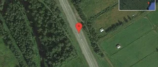Fordon stillastående på E4 - helt stopp i ett körfält