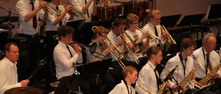 Tre snabba om konsert för Världens barn