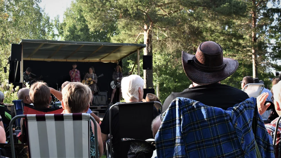 En och annan cowboyhatt syntes bland besökarna på festivalen.