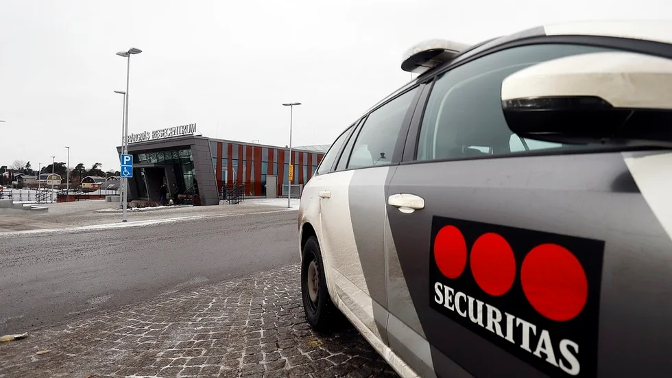 Attackerna mot resecentrum som utreds av polisen inträffade kvällen före nyårsafton.