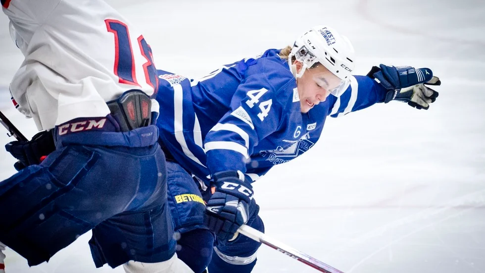 Markus Karlsson, gjorde ett av Gnestas mål i seriepremiären. Laget vann klart över Drevviken.