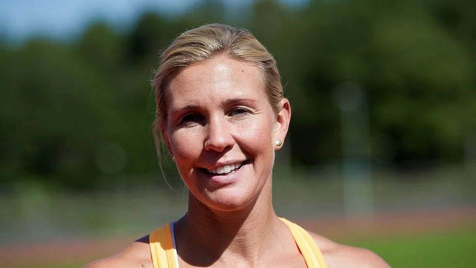 Linda Holmström vann VM-guld i 14-kamp.