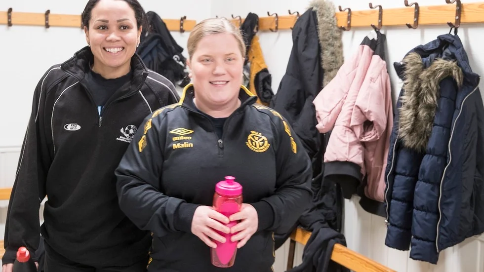 Hanna Melwinsson och Malin Alexandersson spelade senast i Valla, den här säsongen är båda nyförvärv i Vingåkers IF som är tillbaka med ett A-lag i seriespel efter ett års frånvaro.