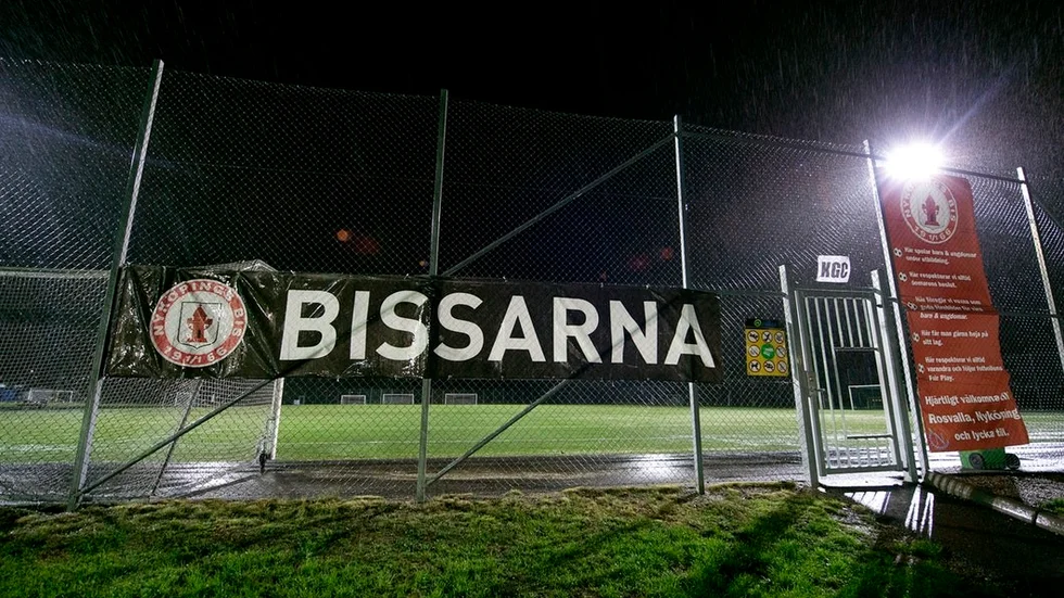 Tomt med lag från Bissarna på konstgräset framöver?