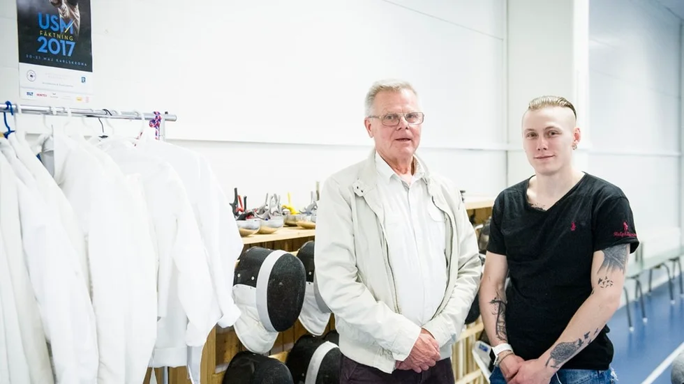 Per Bromée och Jimmy Härell ser fram emot fäkttävlingen vid Rosvallas multihall som är under helgen.