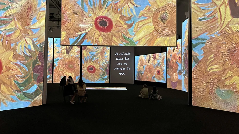 Solrosorna, inspirerade av Montmartres blommande trädgårdar, får stort utrymme i Van Gogh Alive. 