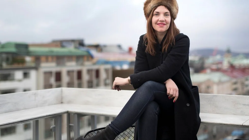 "Båda mina föräldrar är skådespelare och jag har längtat att få arbeta med scenkonst", säger regissören Katja Wik.