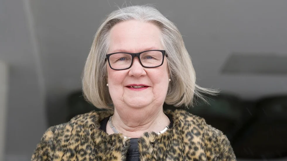 Marita Göransson (KD) – ledamot i kommunstyrelsen:– Kristdemokraterna har inte hyrt något tält eller anmält sig till att gå med i tåget. Sedan vet jag inte om det är så att det finns medlemmar i Kristdemokraterna som kommer gå med som privatpersoner. Jag själv kan inte delta eftersom jag är bortrest. Vi i Kristdemokraterna har tidigare varit kritiska till att bidraget till Nyköping Pride är för högt.