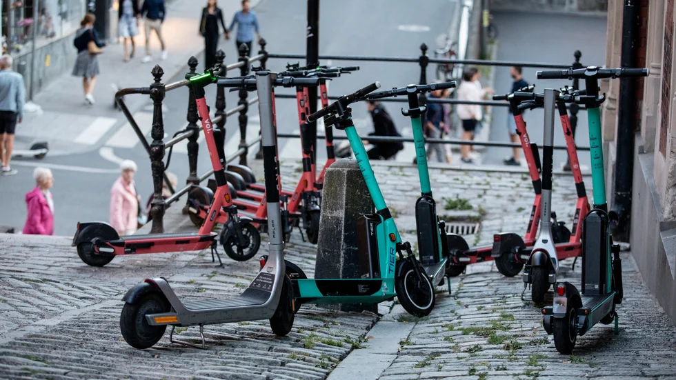Nya och strängare regler gäller från och med den 1 september för landets elsparkcyklister. Arkivbild.