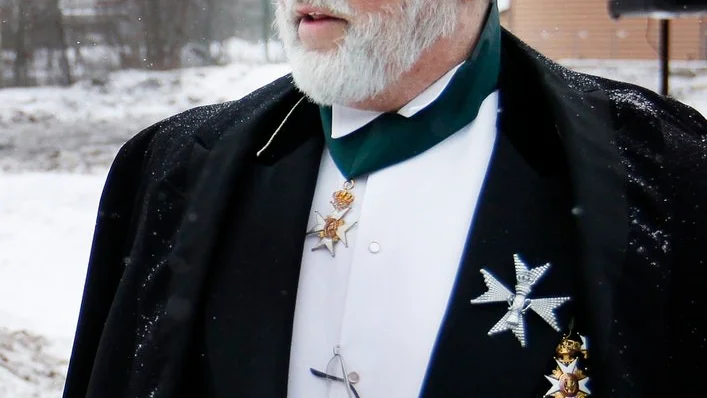 Ralph Angestam som Theofron Munktell i samband med första spadtaget för Munktellbadet 2014.