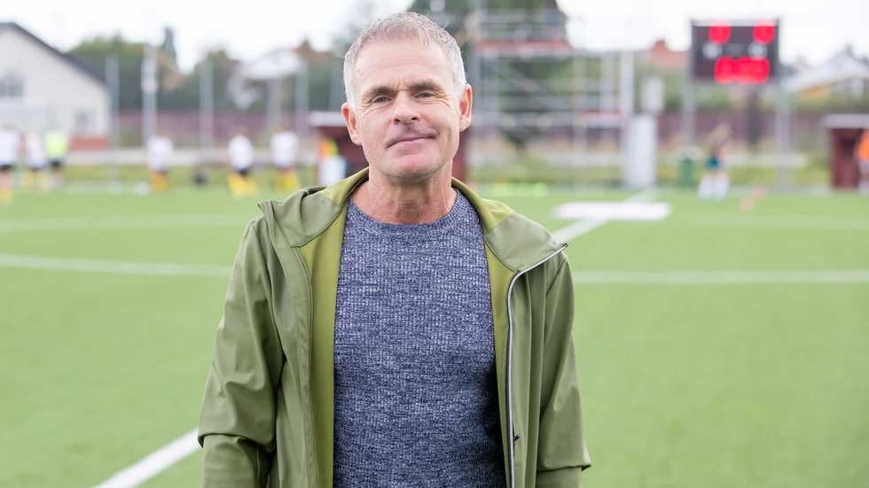 Bronshjälten Anders Limpar var på plats på Löten och såg Gusks 5-2-förlust mot Alingsås.