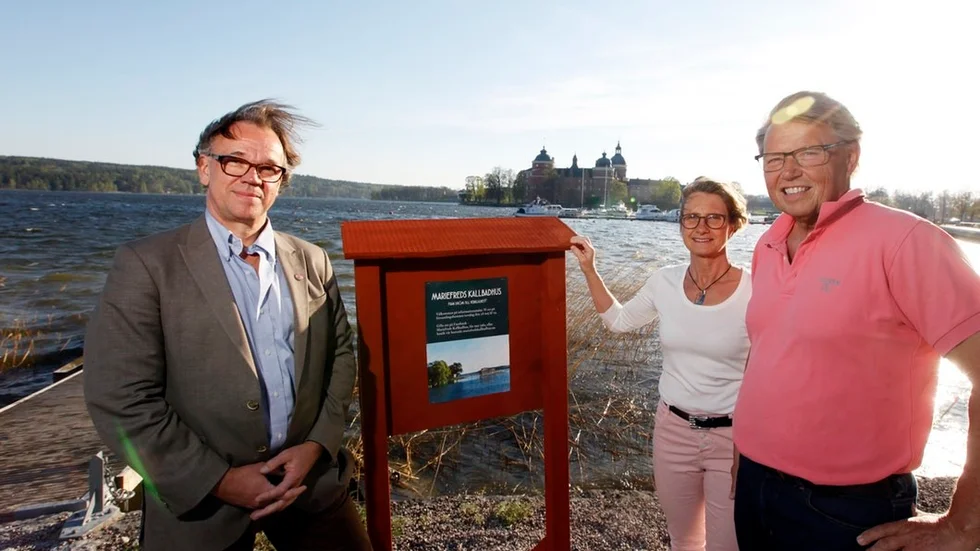 Här på Kölnholmen i centrala Mariefred vill bland annat Hans Hägglund, Gun Wickart Johansson och Ulf Groth se ett nytt kallbadhus.