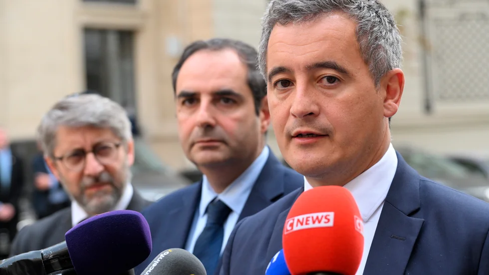 Den franske inrikesministern Gerald Darmanin säger att lördagens knivdåd i Paris ska utredas av åklagare inriktade på terrorbrott. Arkivbild.