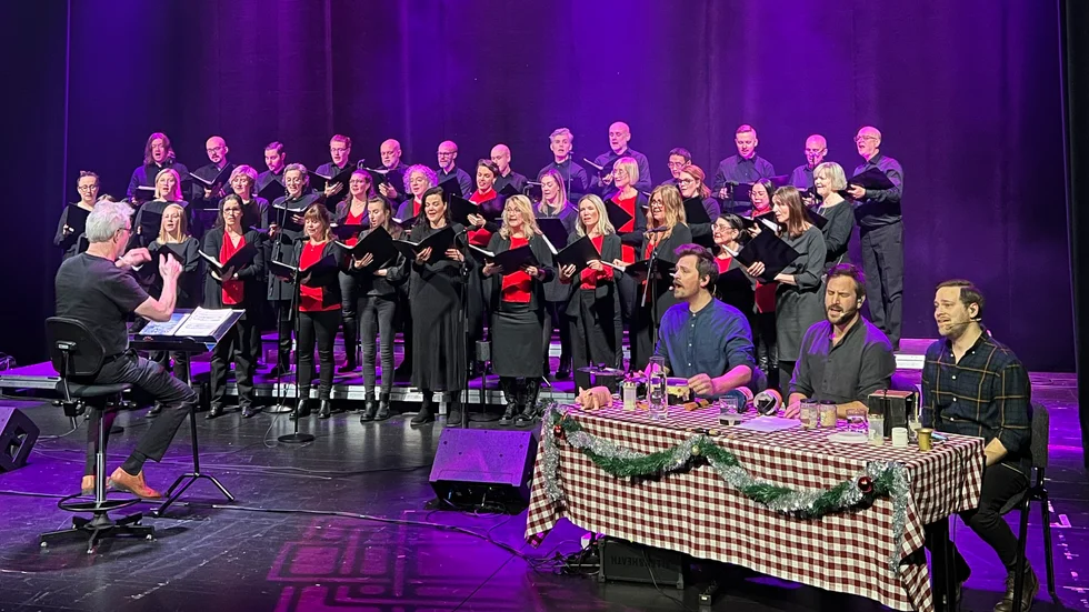  Vokalgruppen Solala och Skellefteå kammarkör höll en a capella-konsert i sann julkänsla.