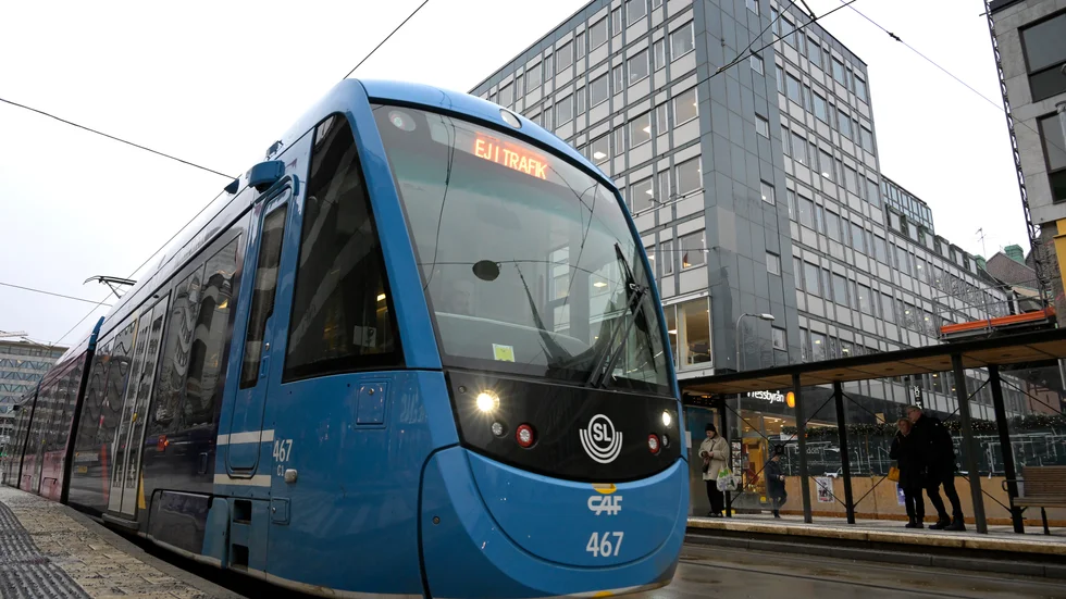 Spårvagn på Klarabergsgatan i centrala Stockholm.