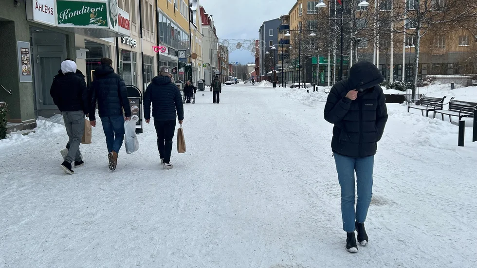 Katrineholmarna får se upp för kylan som väntas i helgen. 