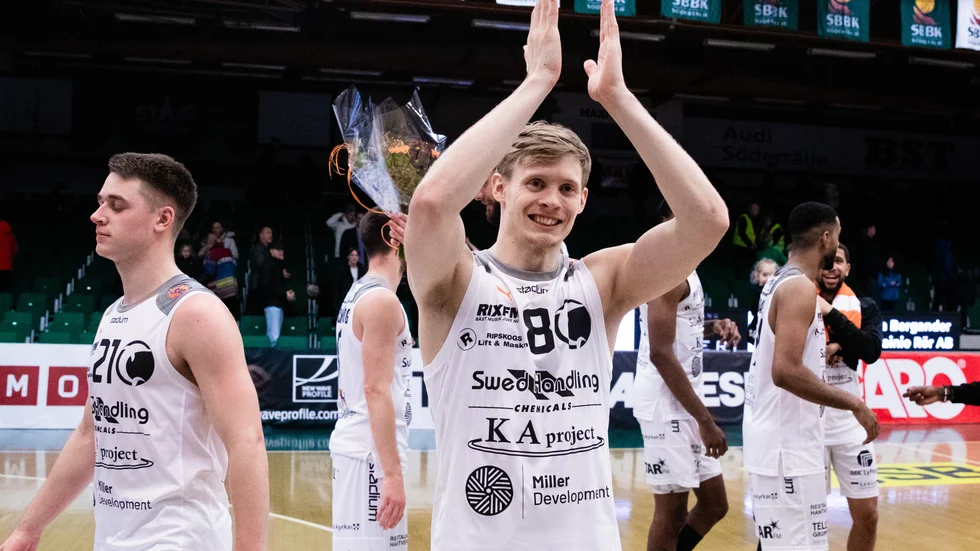 Felix Terins var en av de viktigaste faktorerna till att Dolphins tog revansch på Jämtland i toppmötet. 