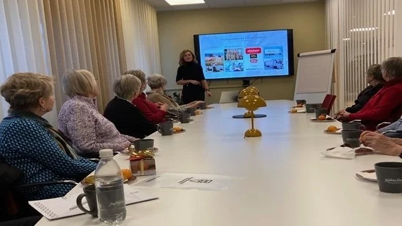 Luleå Ladies mötte Nyhléns Hugosons marknadschef Anna Ahlqvist.