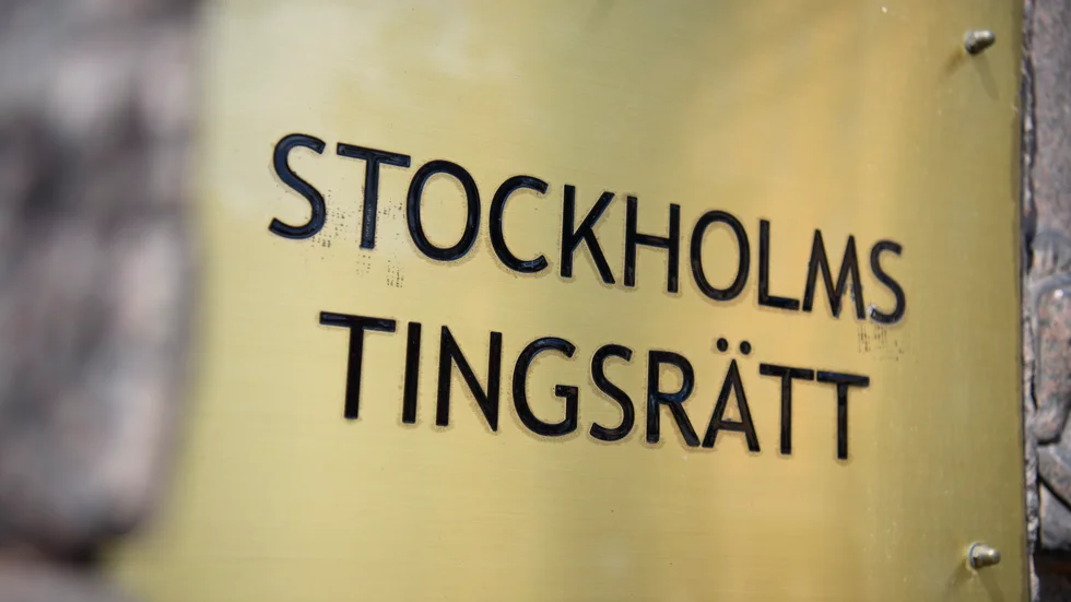 I en dom i förvaltningsrätten i fjol dömdes kvinnan att solidariskt med sin exman betala tillbaka 743 miljoner kronor till staten. Nu är det rättsliga efterspelet i tingsrätten avgjort.