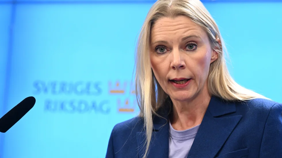 Socialdemokraternas utbildningspolitiska talesperson Åsa Westlund säger på en pressträff att skolan behöver sluta blunda för pojkars allt sämre skolresultat.