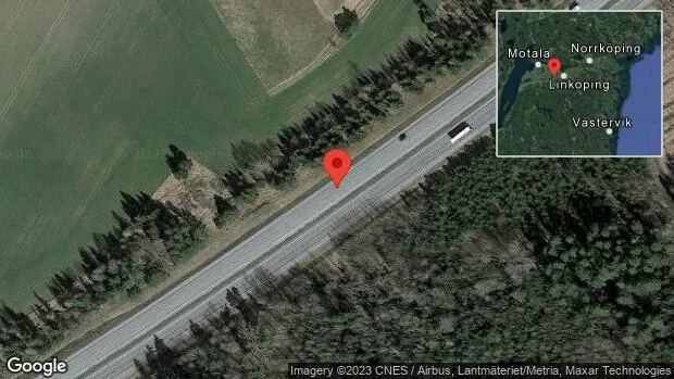 Stillastående lastbil stör trafiken