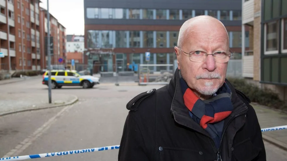 Uppgörelsen. Sven-Erik Alhem fördömer misshandeln: "Det är medeltida reaktionsformer"