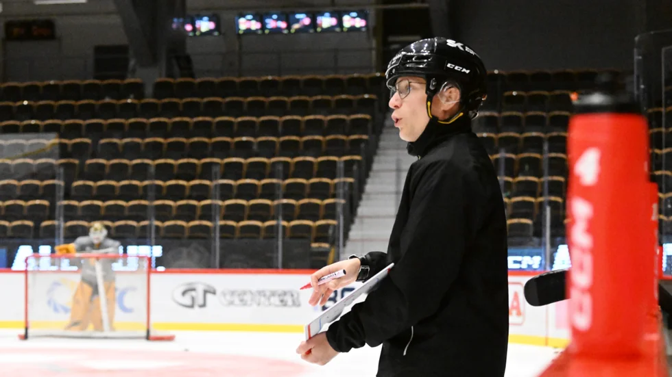 Tuomas Liitola ser fram emot den nya utmaningen som Hockeyallsvenskan för med sig. 