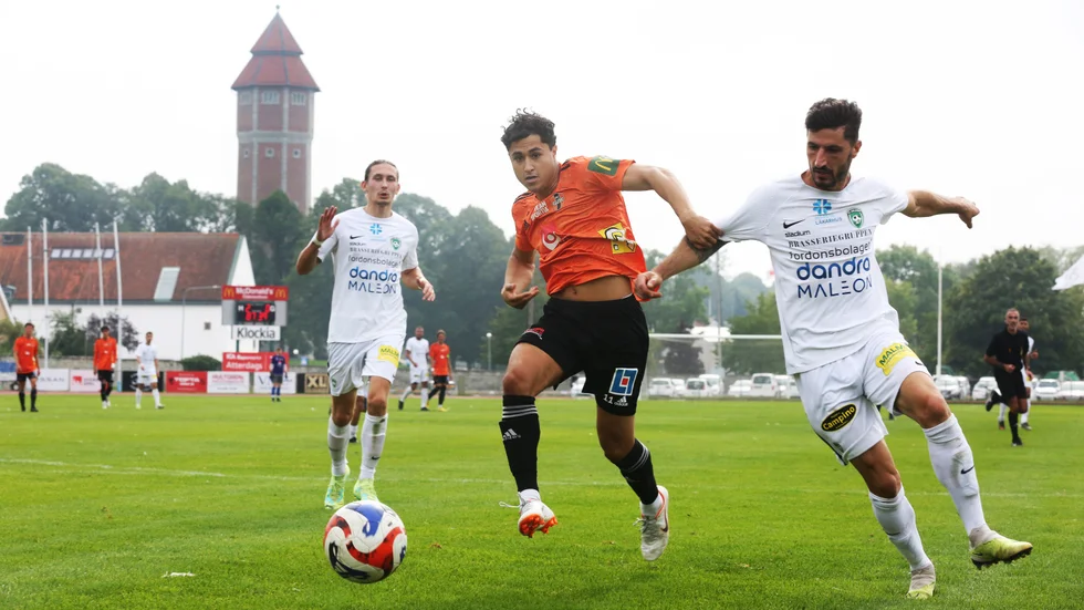 Mohanad Mostafa förlänger med FC Gute.