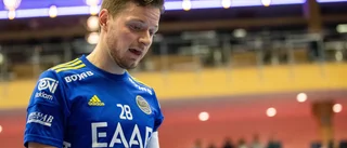 Lagkaptenen lämnar efter 17 säsonger – avslöjar bebislyckan