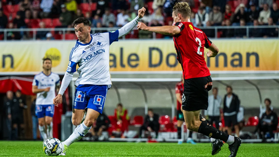 Vito Hammershöy Mistrati tar Christoffer Nymans plats som anfallare. 