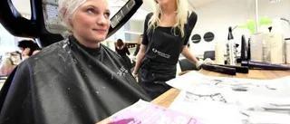 Frisörelever stödjer arbete mot mobbning