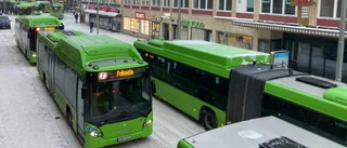Inför dragspelsbussar vid rusningstrafik