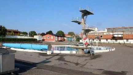 Hopptornet vid Centralbadet i Norrköping.