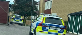Polispådrag efter larm om bråk i bostad
