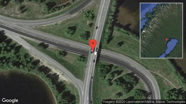 Långsamt fordon på vägen stör trafiken på E4