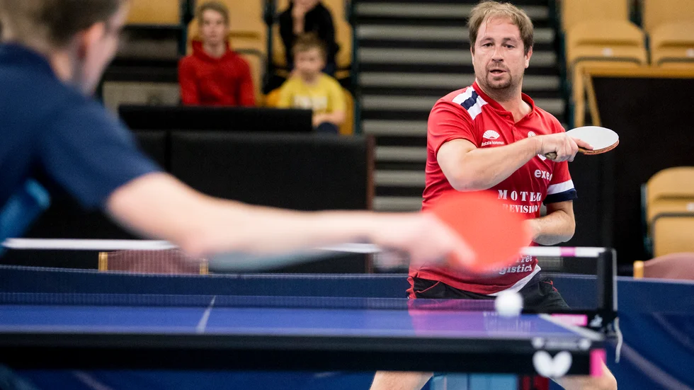Anders Sjöstedt var nära att vinna sin första match mot Eskilstuna men föll i 14-12 i skiljeset. Närmare än så var inte Västers att vinna någon av matcherna och föll med 6-0. 