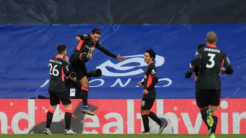 Roberto Firmino, i mitten, hade all anledning att fira efter att ha gjort två mål mot Crystal Palace.