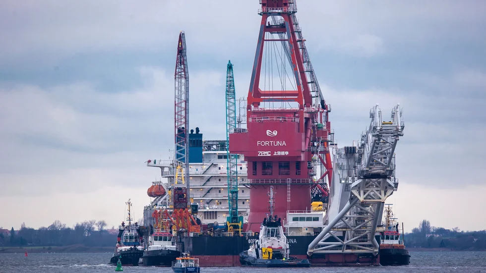 Ett fartyg som arbetar med bygget av Nord Stream 2, en ny gasledning från Ryssland till Europa. 