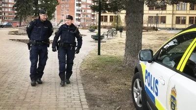 Områdespoliser har en brottsförebyggande verkan och deras betydelse för den lokala tryggheten underskattas ofta i de kriminalpolitiska debatterna. 
