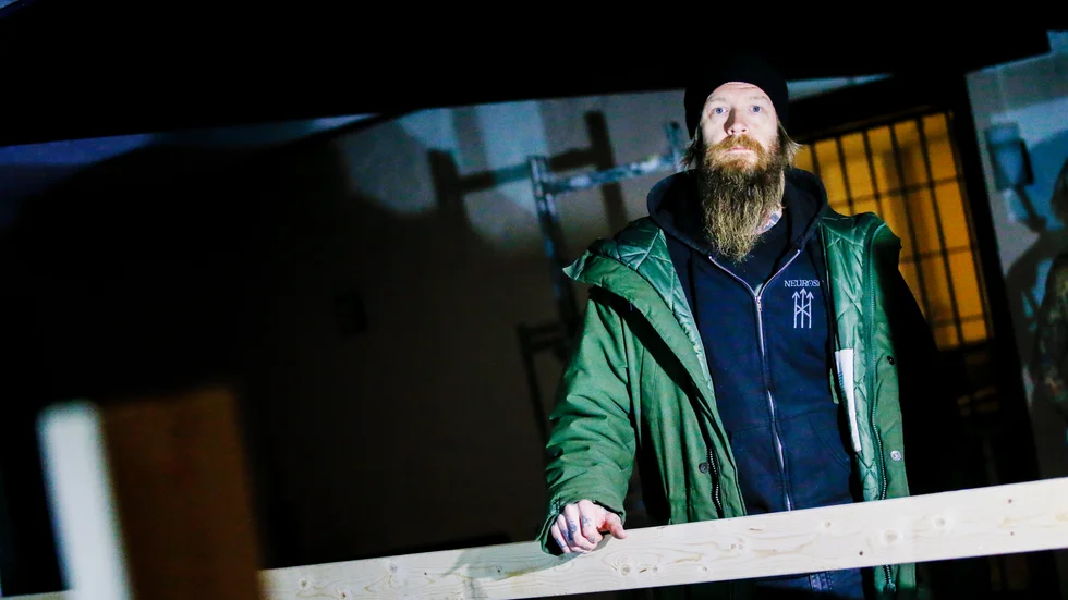 Tomas Liljedahl, känd som tatuerare och tidigare sångare i Breach, har startat ett nytt band tillsammans med musiker från schweiziska Ølten. I mars spelar de in ett nytt album. 