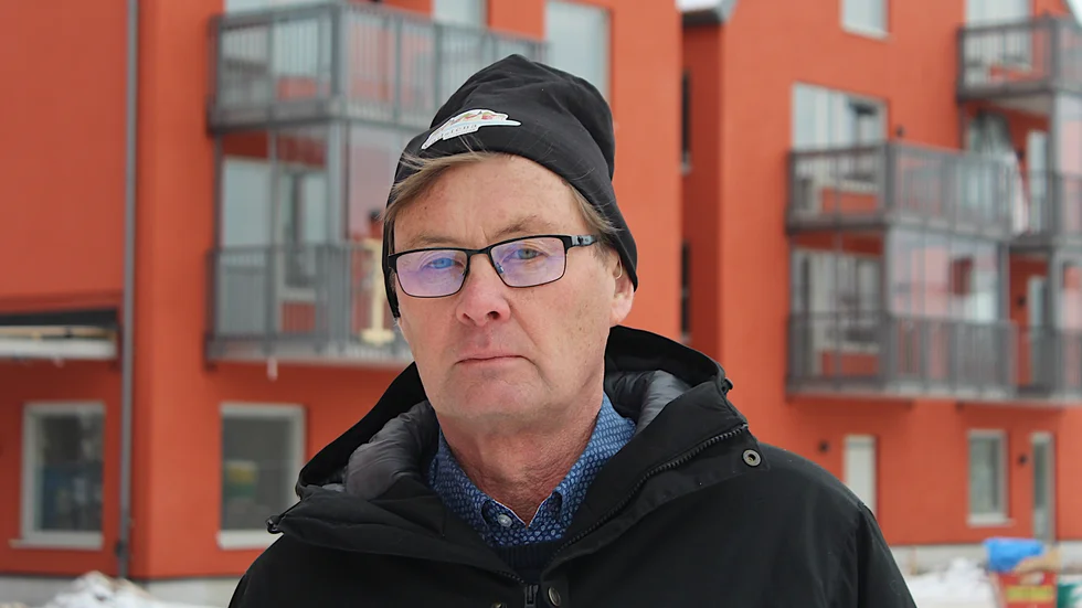 Leif Samuelsson har efter ett drygt halvår som tillförordnad nu utsetts till vd för Vadstena fastighets AB (VFAB).