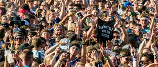 Tegnell öppnar för festivalsommar