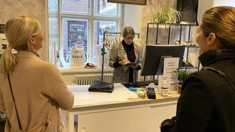 Tina Persson och Maria Sandberg har handlat på Varié flera gånger och kommer att sakna affären.