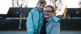 Erik, 7, avbröt misshandel – skrämde rånare med sin ficklampa