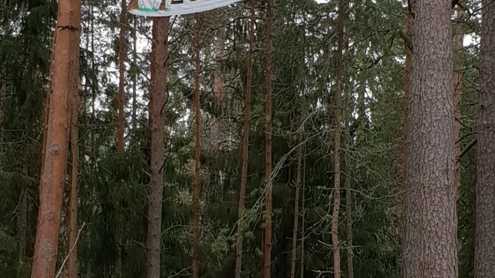  Idén med remissyttranden är att politiker och planerare skall lyssna på dem som berörs och kommunens invånare i stort. Nu verkar som man vill hoppa över det steget, skriver Peter Söderbaum.
