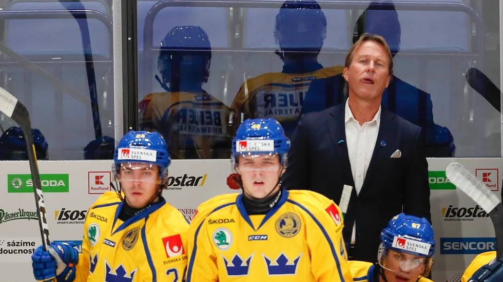 Andreas Wingerli och Jonatan Berggren gjorde båda sin debut i Tre Kronor i förlusten mot Tjeckien under torsdagen.