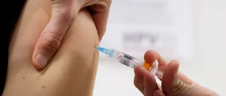 Tackade nej till vaccination – fick sprutan ändå