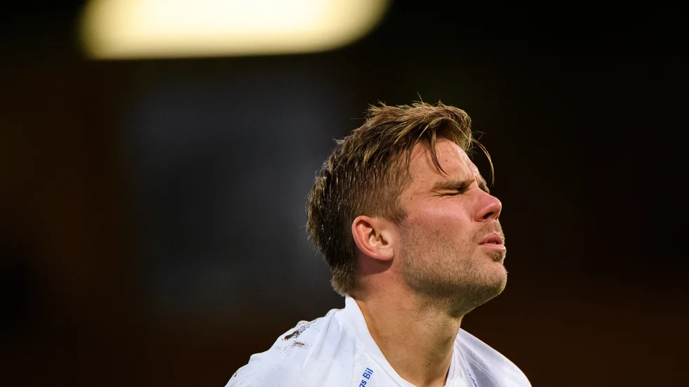 "Vi känner att det är bäst att få det gjort så han förhoppningsvis blir helt besvärsfri", säger Rikard Norling om Christoffer Nymans operation. 
