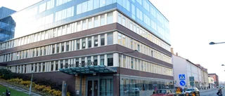 24-åring åtalas efter hot om skolskjutning