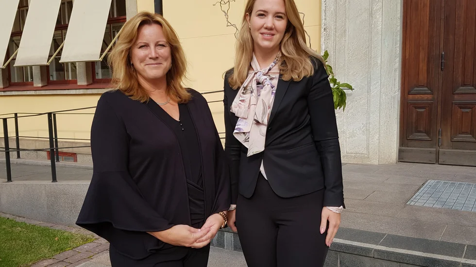 Linköpings kommun har tagit fram förslag på hur man kan minska sjukfrånvaro bland offentlig anställda. Sonja Erlandsson, HR-direktör och Denisé Cassel 
 (KD), kommunalråd.